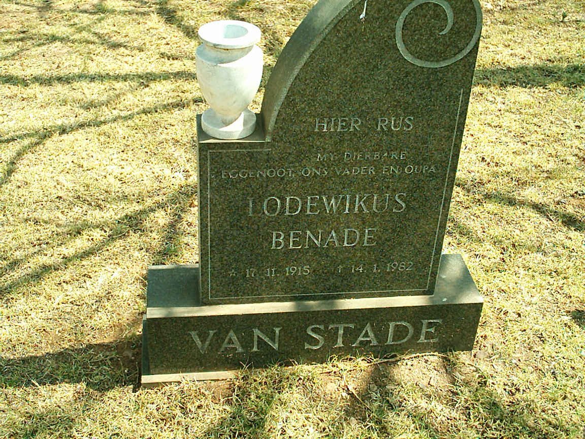 STADE Lodewikus Benade, van 1915-1982
