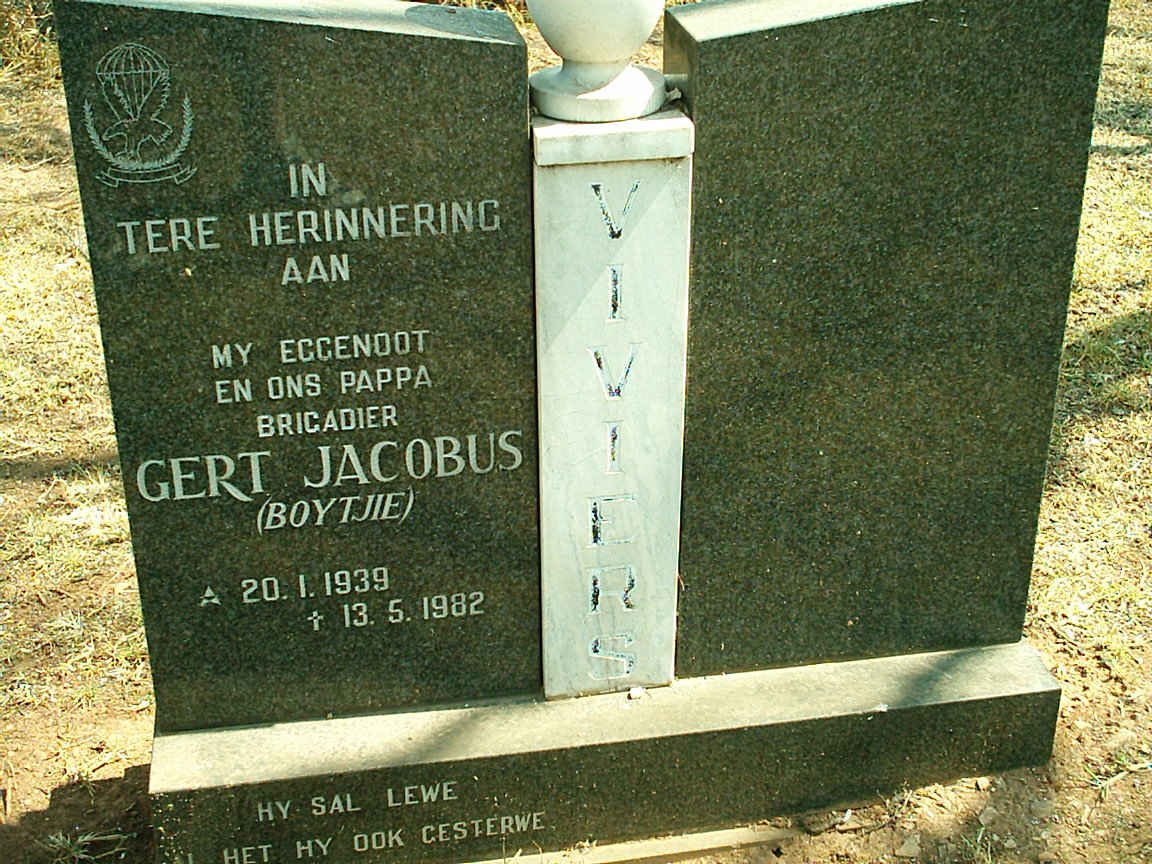 VIVIERS Gert Jacobus 1939-1982