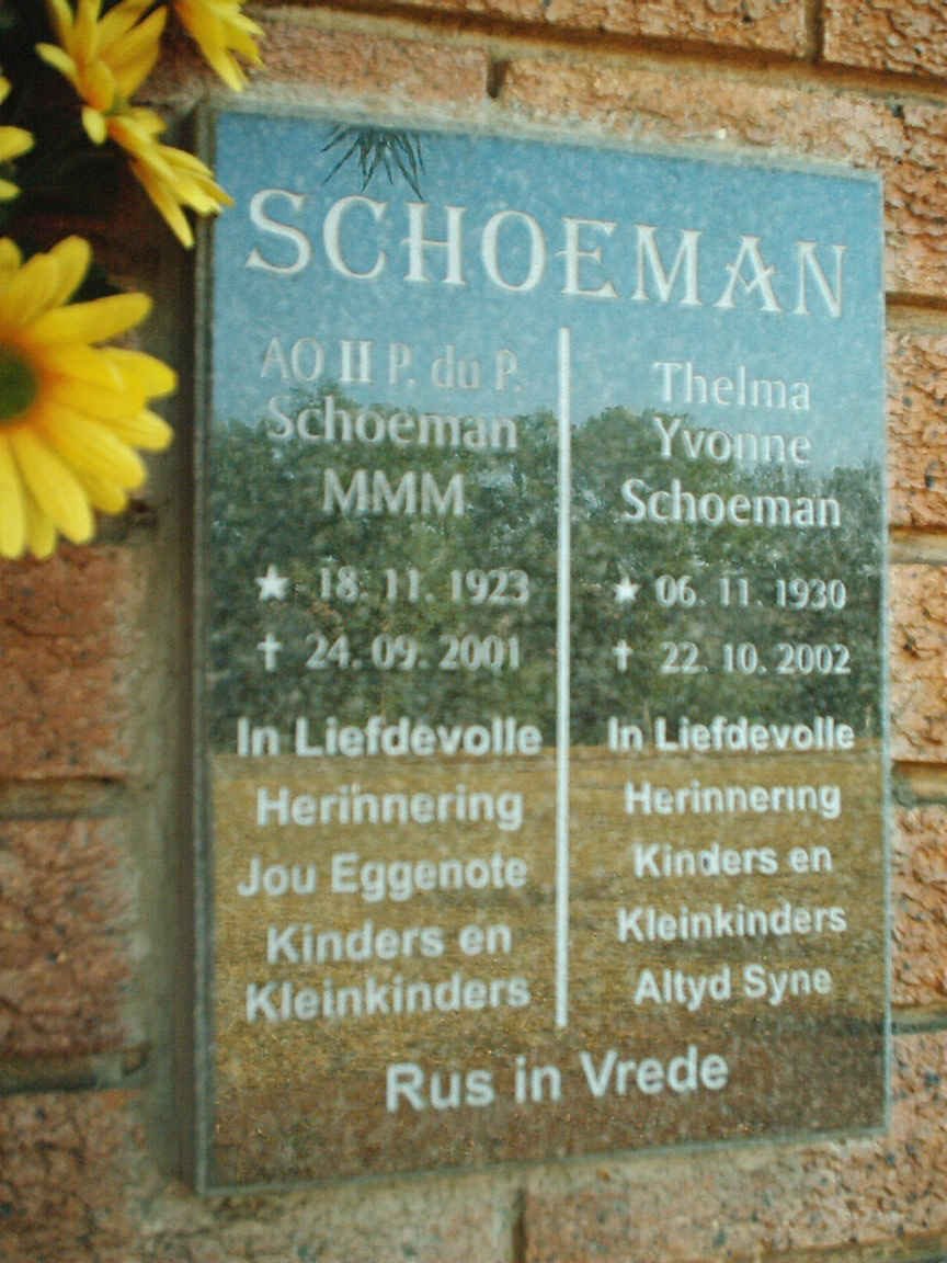 SCHOEMAN P.du P. 1923-2001 &amp; Thelma Yvonne 1930-2002