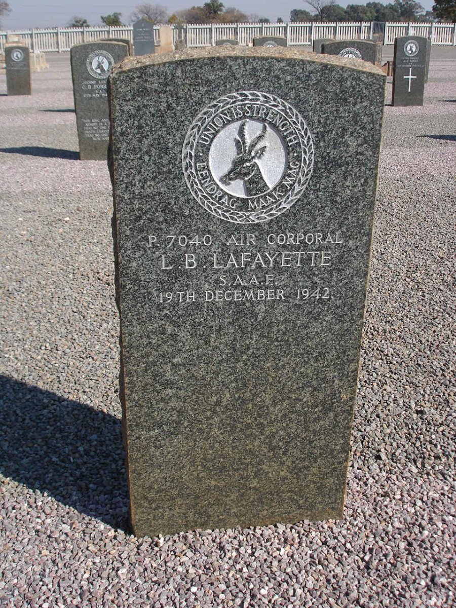 LAFAYETTE L.B. -1942