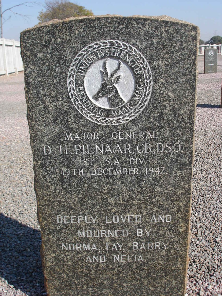 PIENAAR D.H. -1942