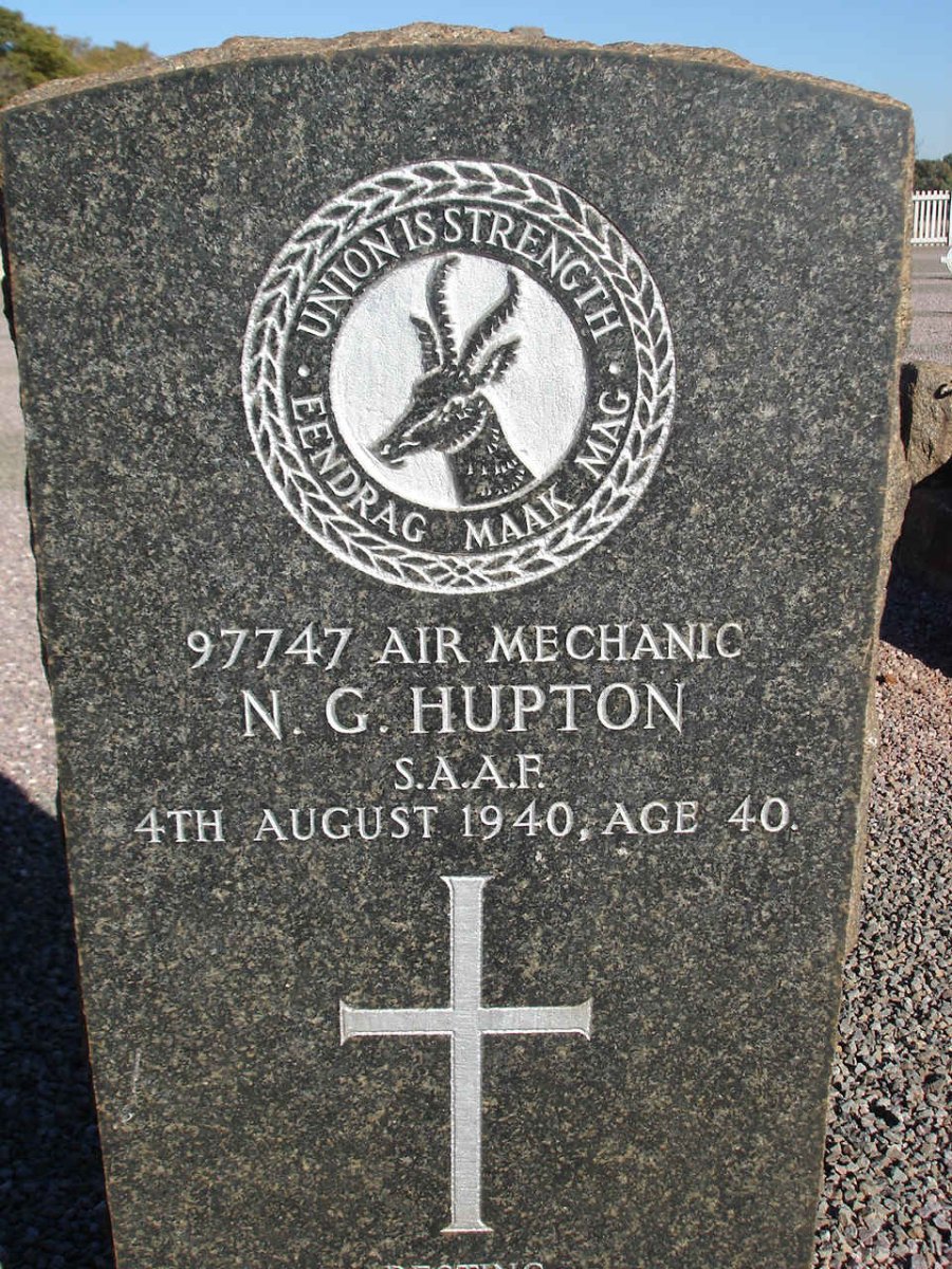 HUPTON N.G. -1940