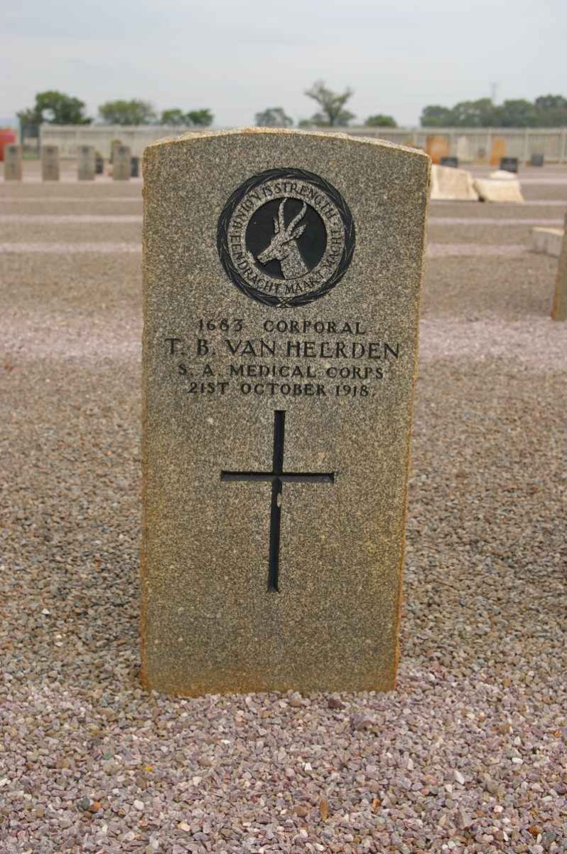 HEERDEN T.B., van -1918