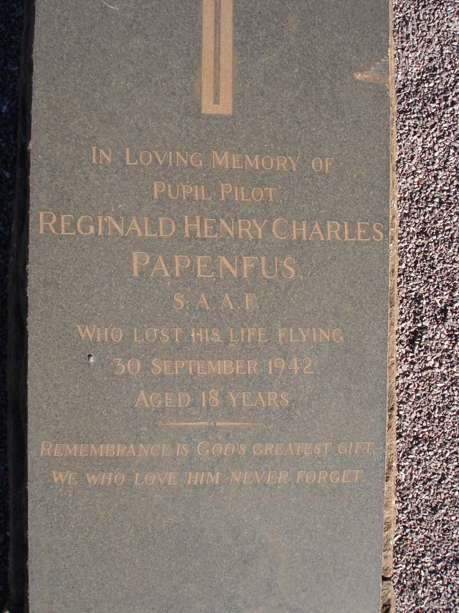 PAPENFUS Reginald Henry Charles -1942