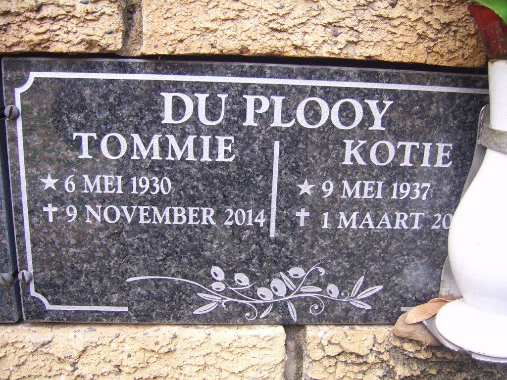 PLOOY Tommie, du 1930-2014 &amp; Kotie 1937-20??