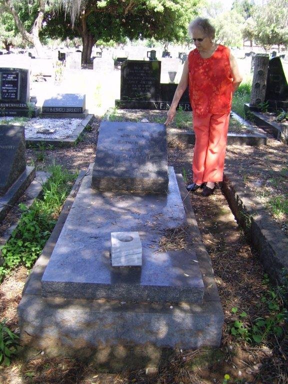 BEETGE Johanna Catharina nee VAN AARDT 1919-1984