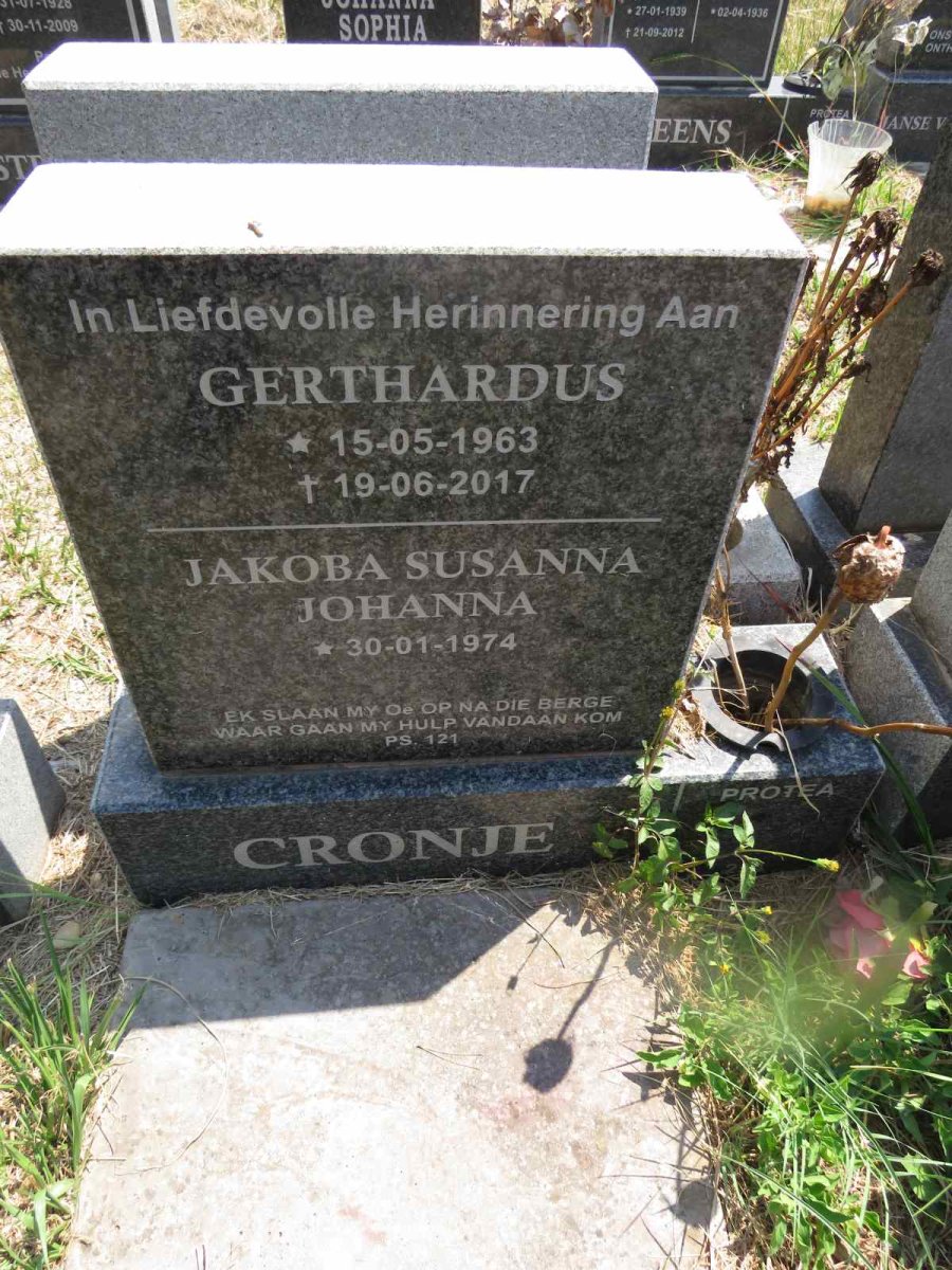 CRONJE Gerthardus 1963-2017 & Jakoba Susanna Johanna 1974-