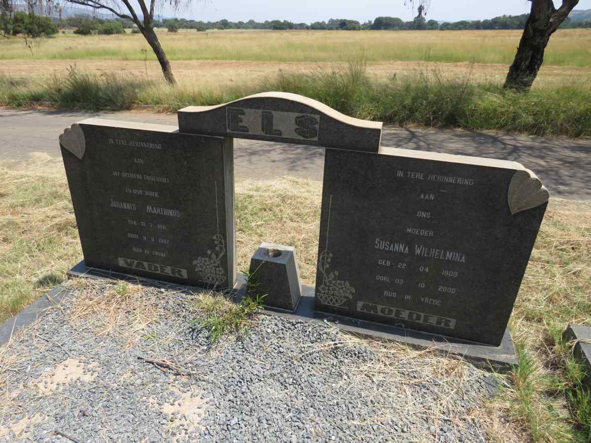 ELS Johannes Marthinus 1911-1967 & Susanna Wilhelmina 1909-2000