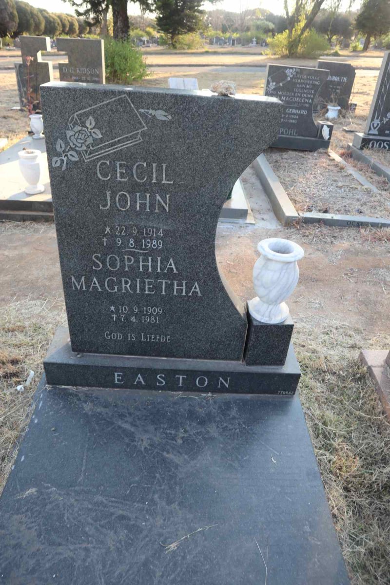 EASTON Cecil John 1914-1989 & Sophia Magrietha 1909-1981