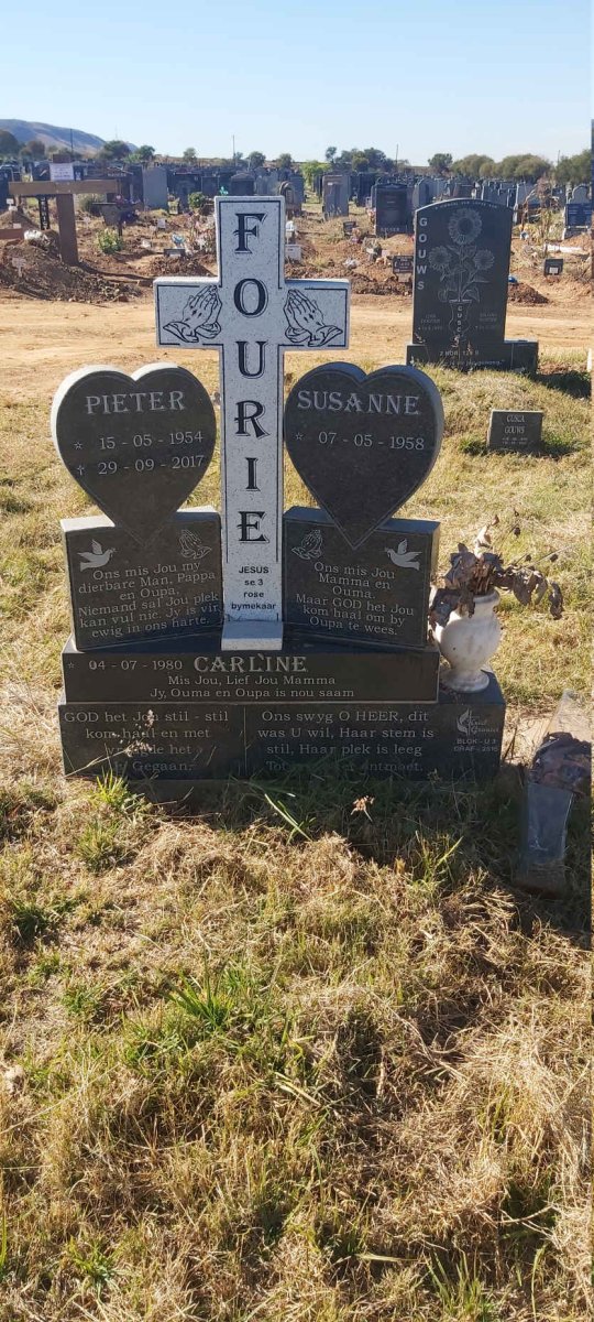 FOURIE Pieter 1954-2017 &amp; Susanne 1958- :: FOURIE Carline 1980-