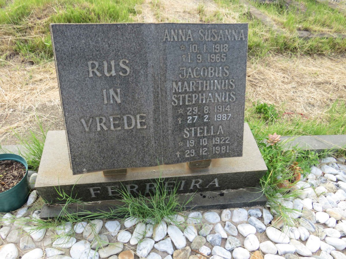 FERREIRA Jacobus Marthinus Stephanus 1914-1987 & Anna Susanna 1918-1965 :: FERREIRA Stella 1922-1981