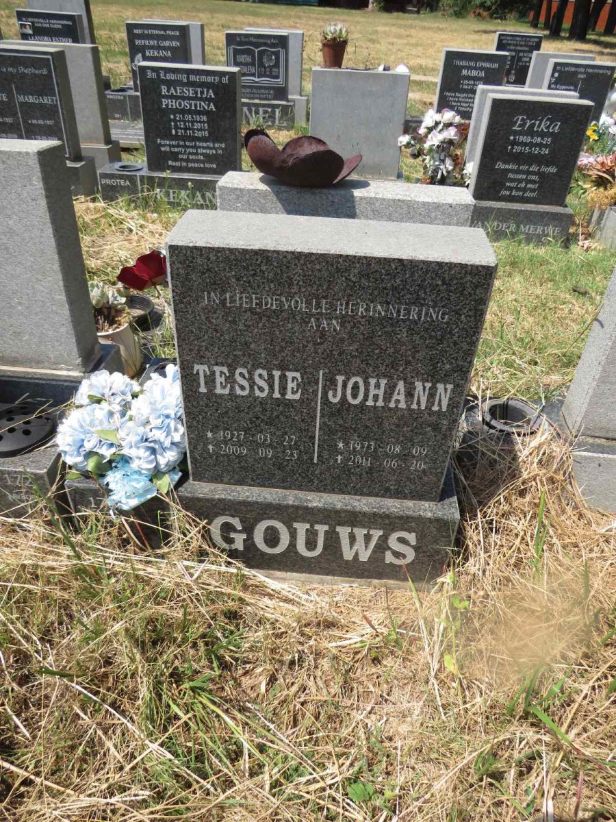 GOUWS Tessie 1927-2009 :: GOUWS Johann 1973-2011  