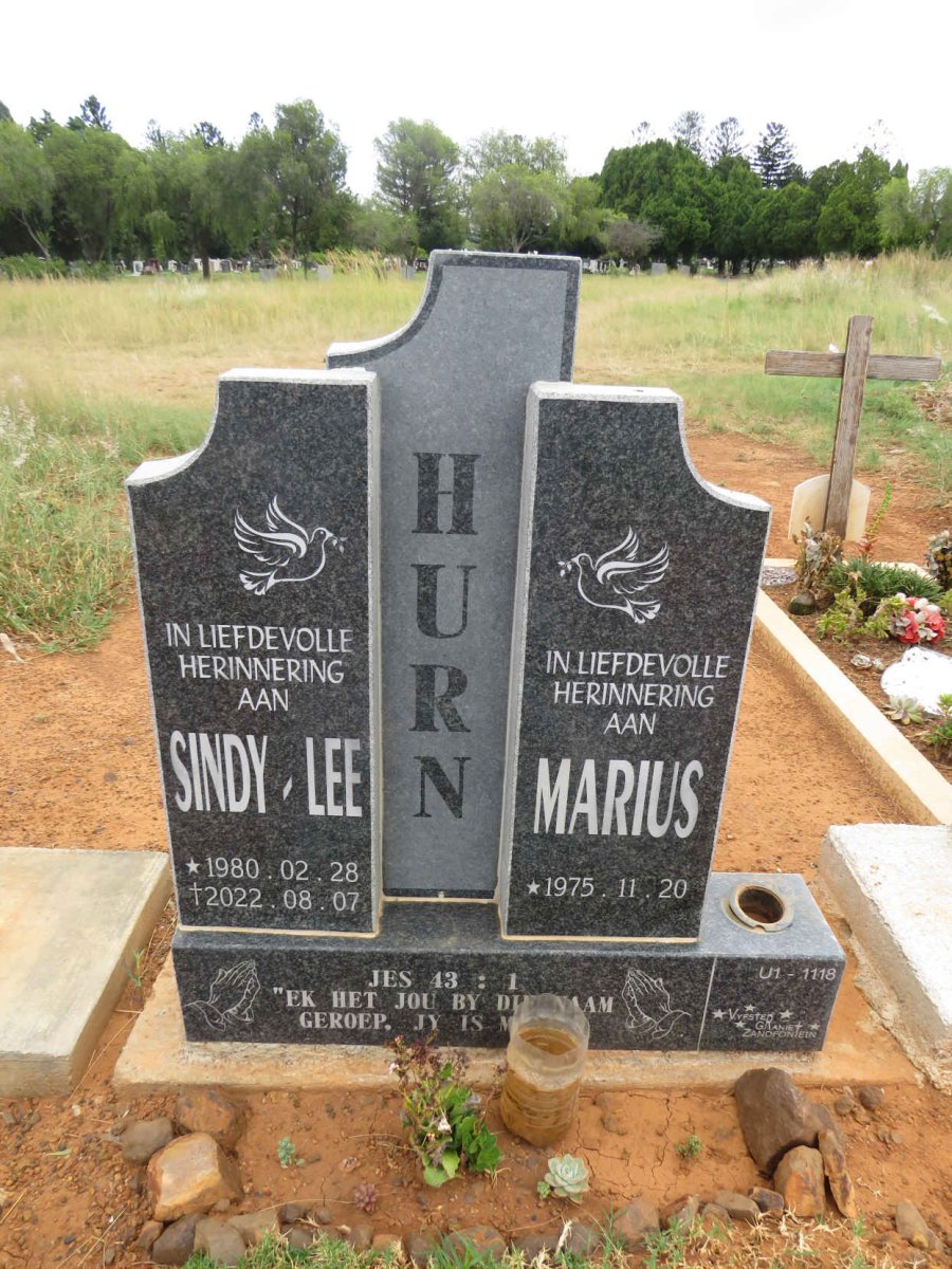 HURN Marius 1975- & Sindy-Lee 1980-2022