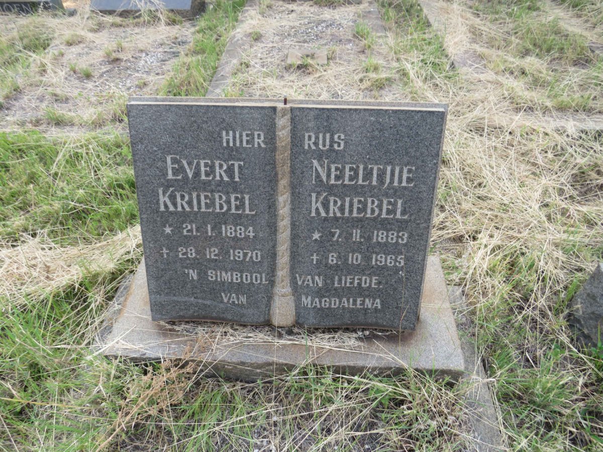 KRIEBEL Evert 1884-1970 & Neeltjie 1883-1965