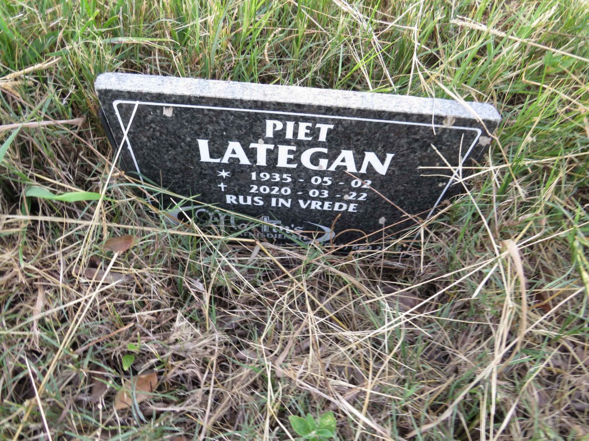 LATEGAN Piet 1935-2020