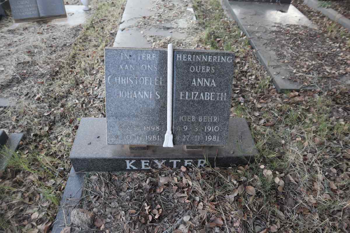 KEYTER Christoffel Johannes 1898-1981 & Anna Elizabeth BEHR 1910-1981