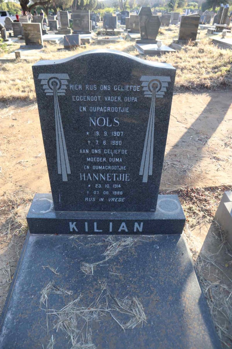 KILIAN Nols 1907-1980 & Hannetjie 1914-1986