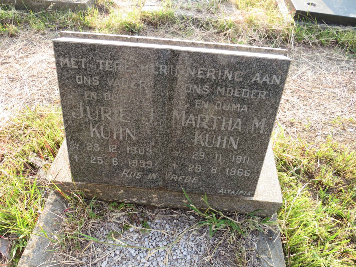 KUHN Jurie J. 1909-1959 & Martha M. 1911-1966