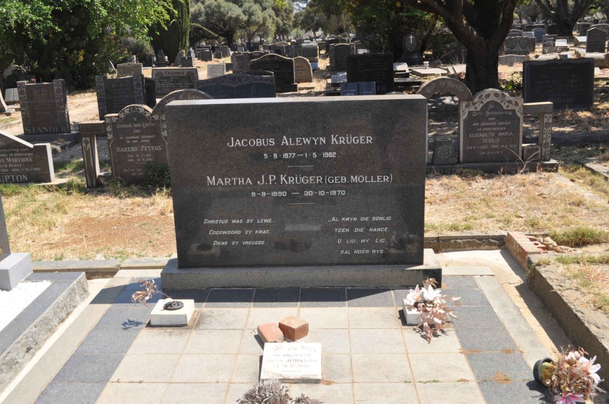 KRUGER Jacobus Alewyn 1877-1962 &amp; Martha J.P. MOLLER 1890-1970 :: JOHNSON A?
