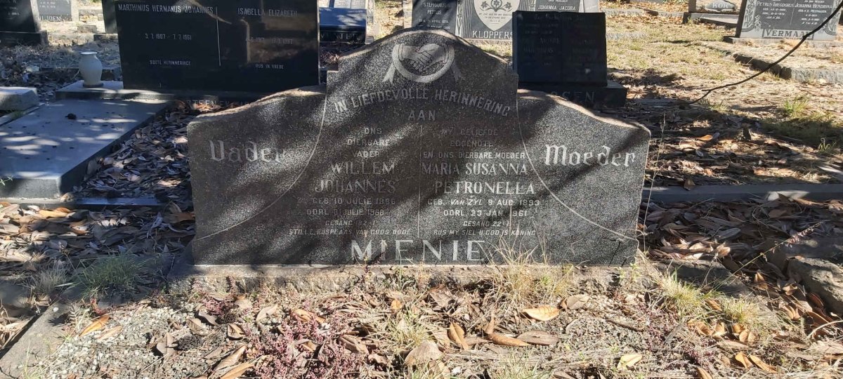 MIENIE Willem Johannes 1886-1968 &amp; Maria Susanna Petronella VAN ZYL 1893-1961