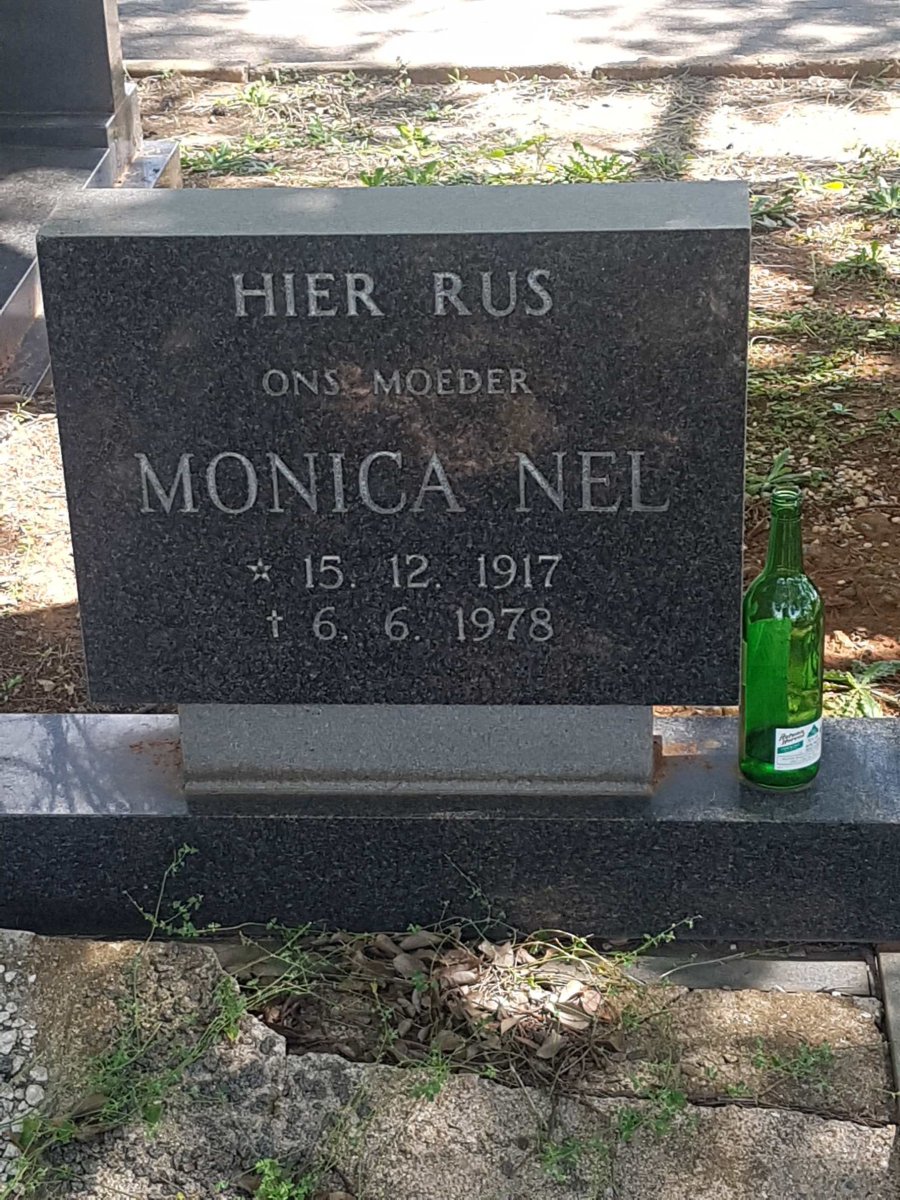 NEL Monica 1917-1978