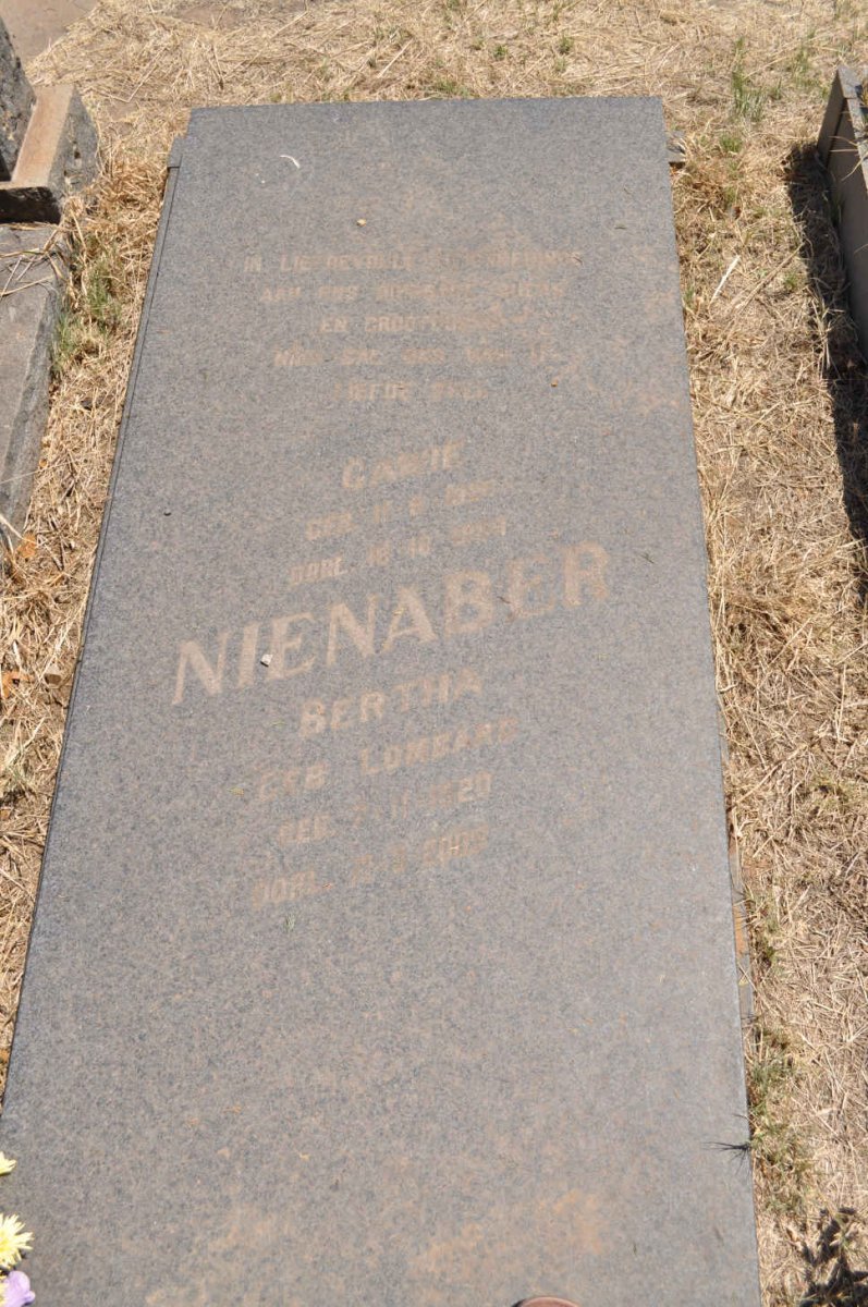 NIENABER Gawie 19??- &amp; Bertha LOMBARD 1920-200?