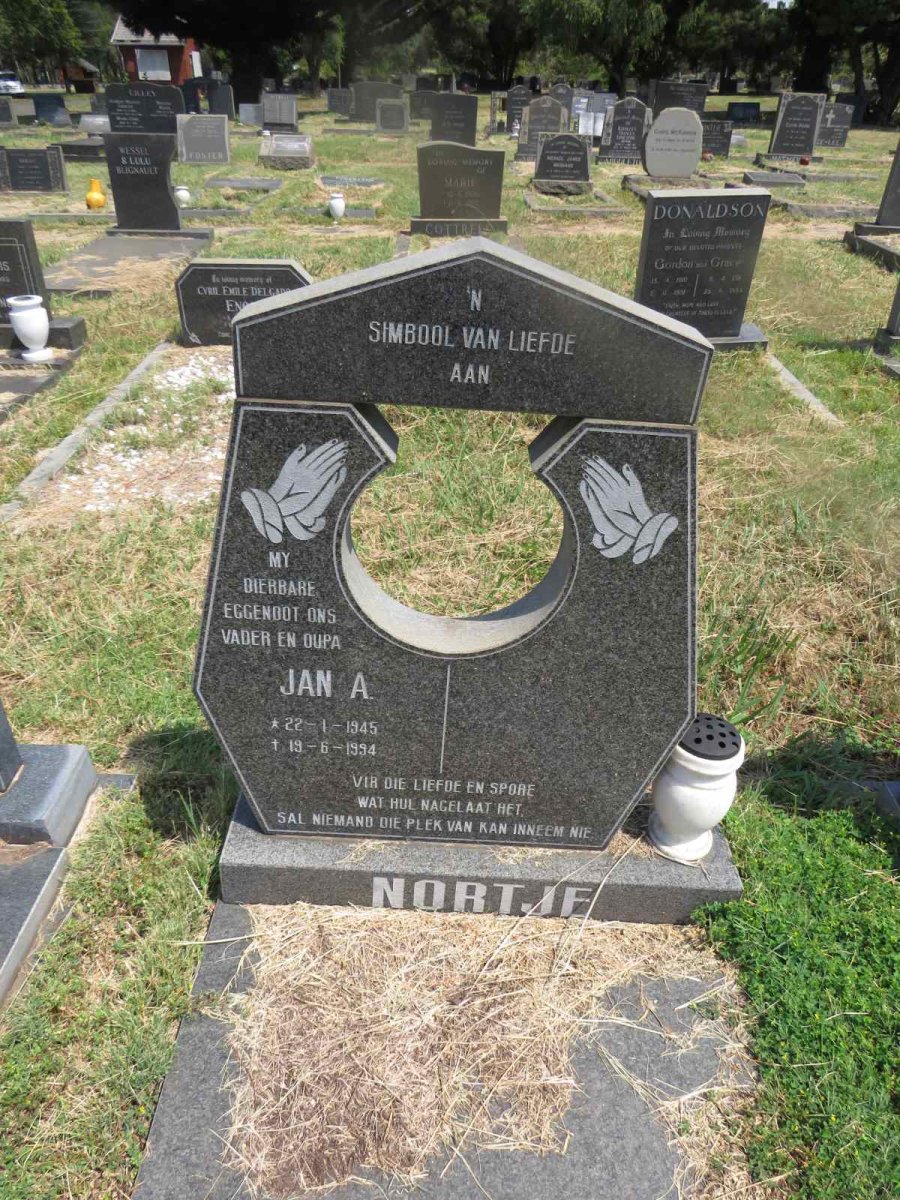 NORTJE Jan A. 1945-1994