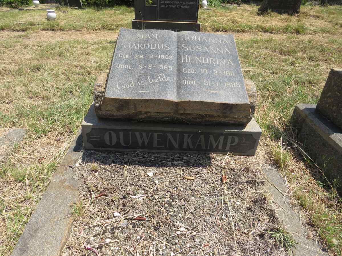 OUWENKAMP Jan Jacobus 1908-1969 & Johanna Susanna Hendrina 1911-1988