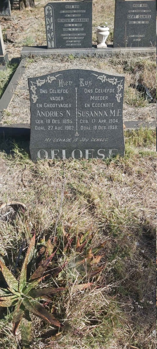 OELOFSE Andries N. 1895-1982 &amp; Susanna M.E. 1904-1958