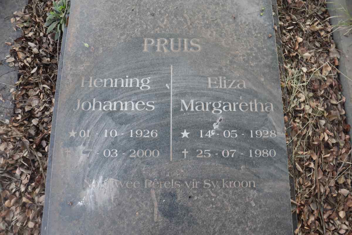 PRUIS Henning Johannes 1926-2000 & Eliza Margaretha 1928-1980
