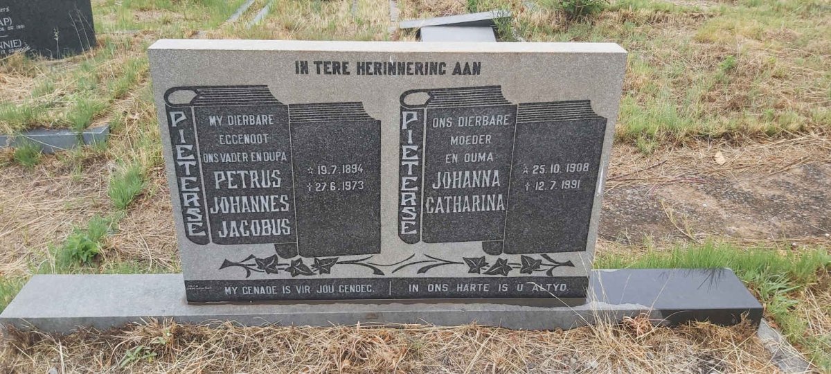PIETERSE Petrus Johannes Jacobus 1894-1973 & Johanna Catharina 1908-1991