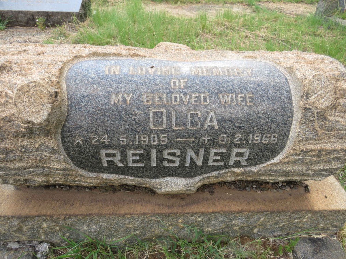 REISNER Olga 1905-1966