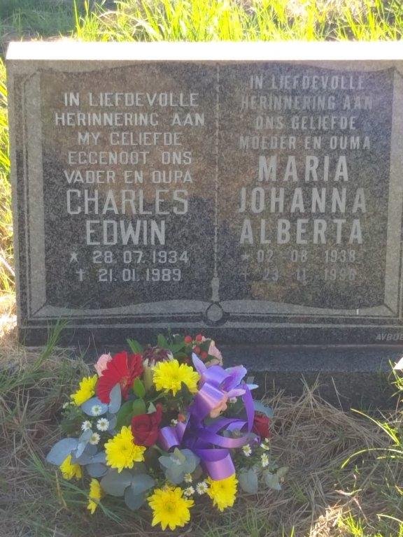 SHAW Charles Edwin 1934-1989 &amp; Maria Johanna Alberta 1938-1996