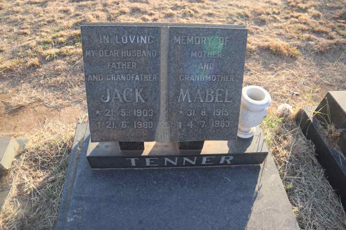 TENNER Jack 1903-1980 & Mabel 1915-1983