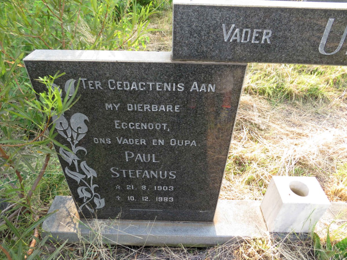 UPTON Paul Stefanus 1903-1983 & Hester Johanna Elizabeth 1903-1978 _2