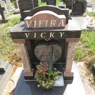 VIEIRA Victor Manuel 1981-2000 _1
