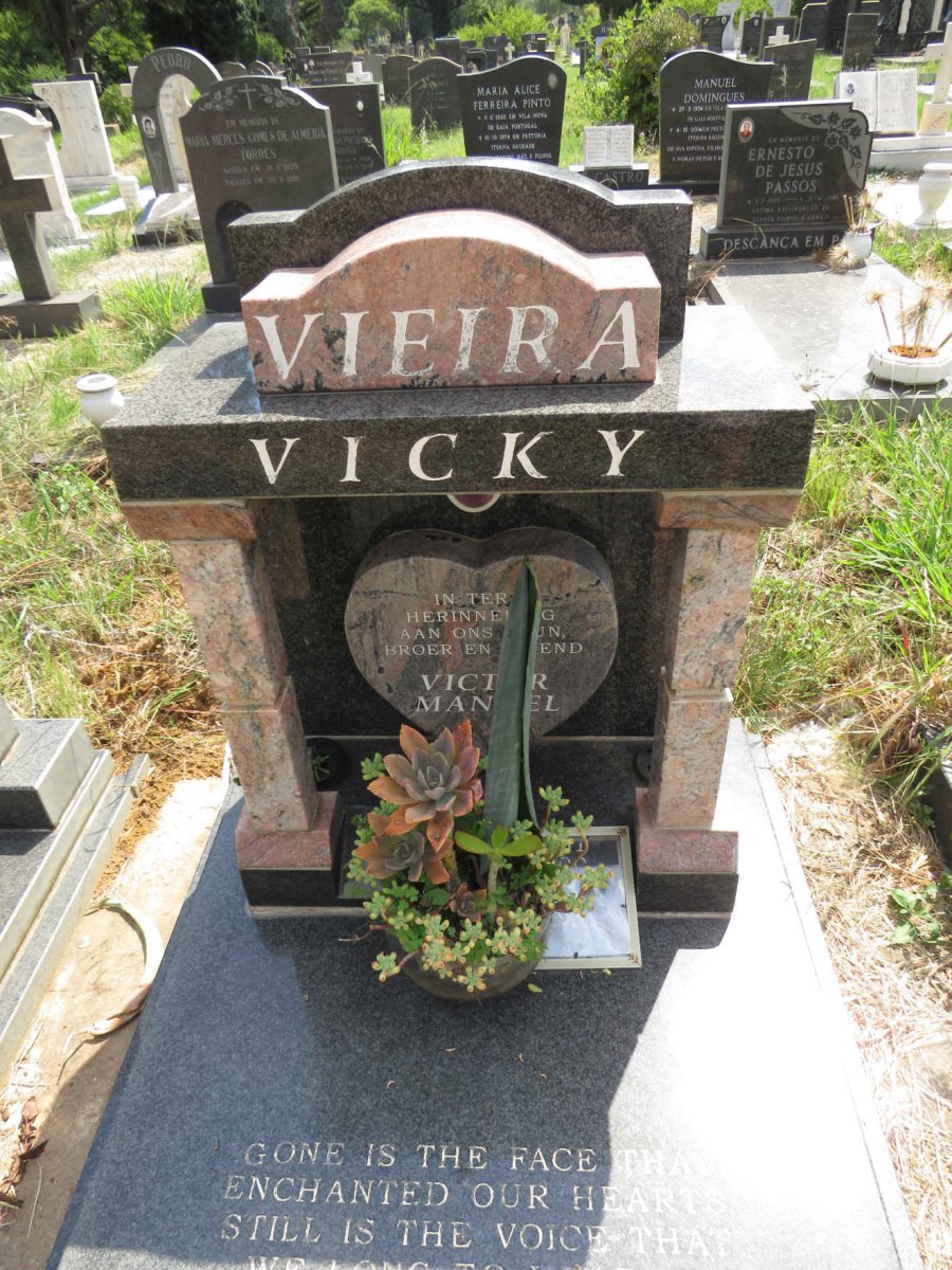 VIEIRA Victor Manuel 1981-2000 _1