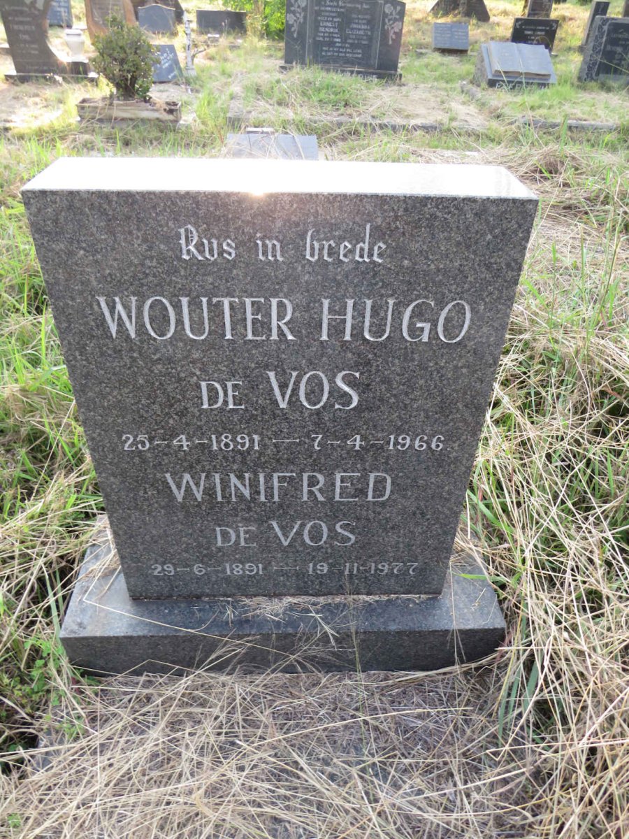 VOS Wouter Hugo, de 1891-1966 & Winifred 1891-1977