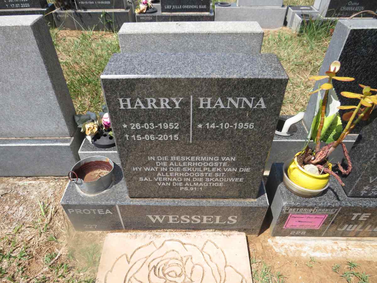 WESSELS Harry 1952-2015 & Hanna 1956- 
