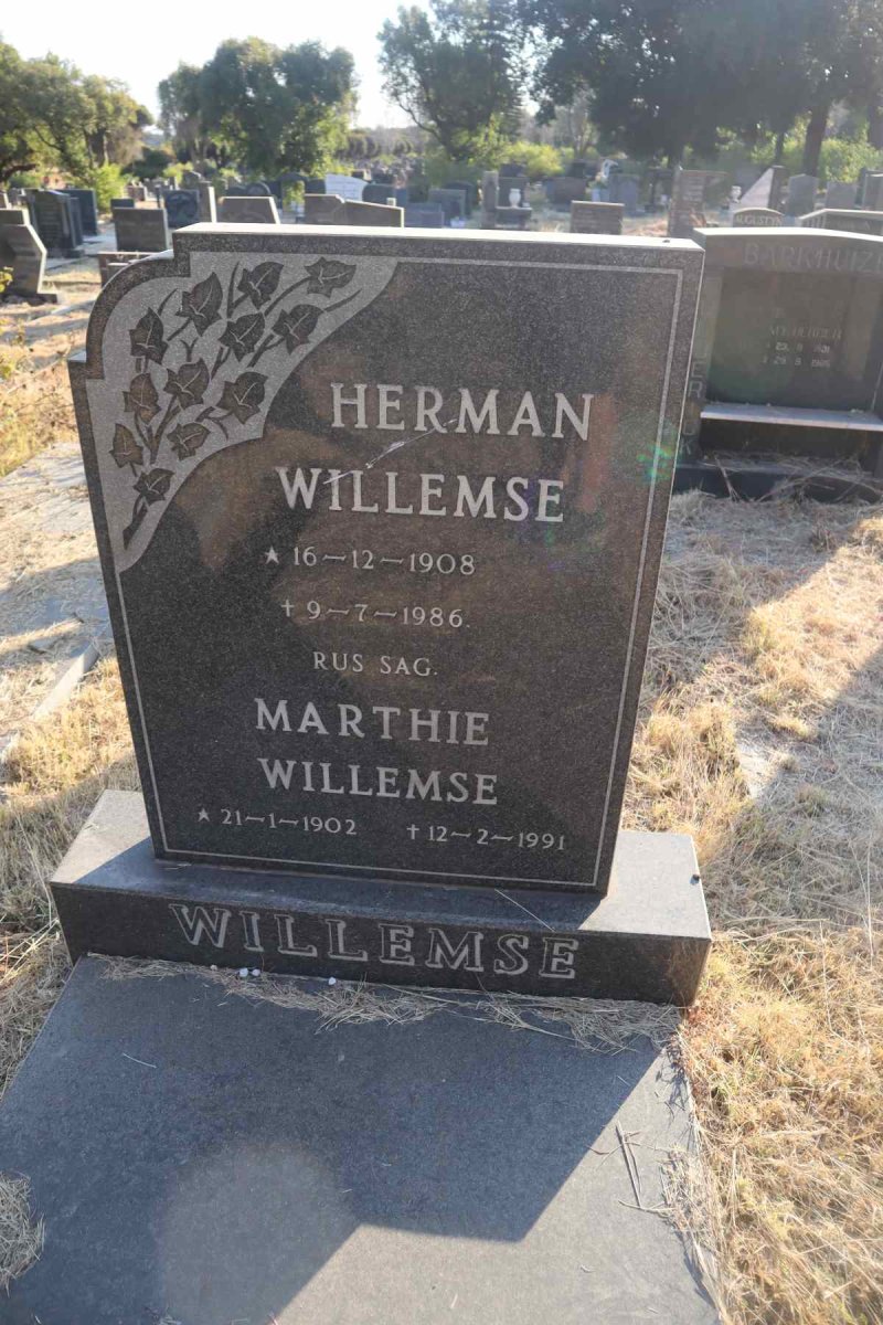 WILLEMSE Herman 1908-1986 & Marthie 1902-1991