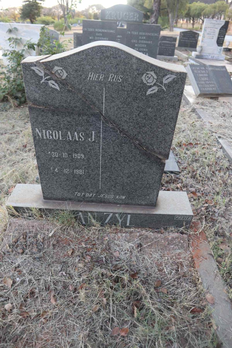 ZYL Nicolaas J., van 1909-1981