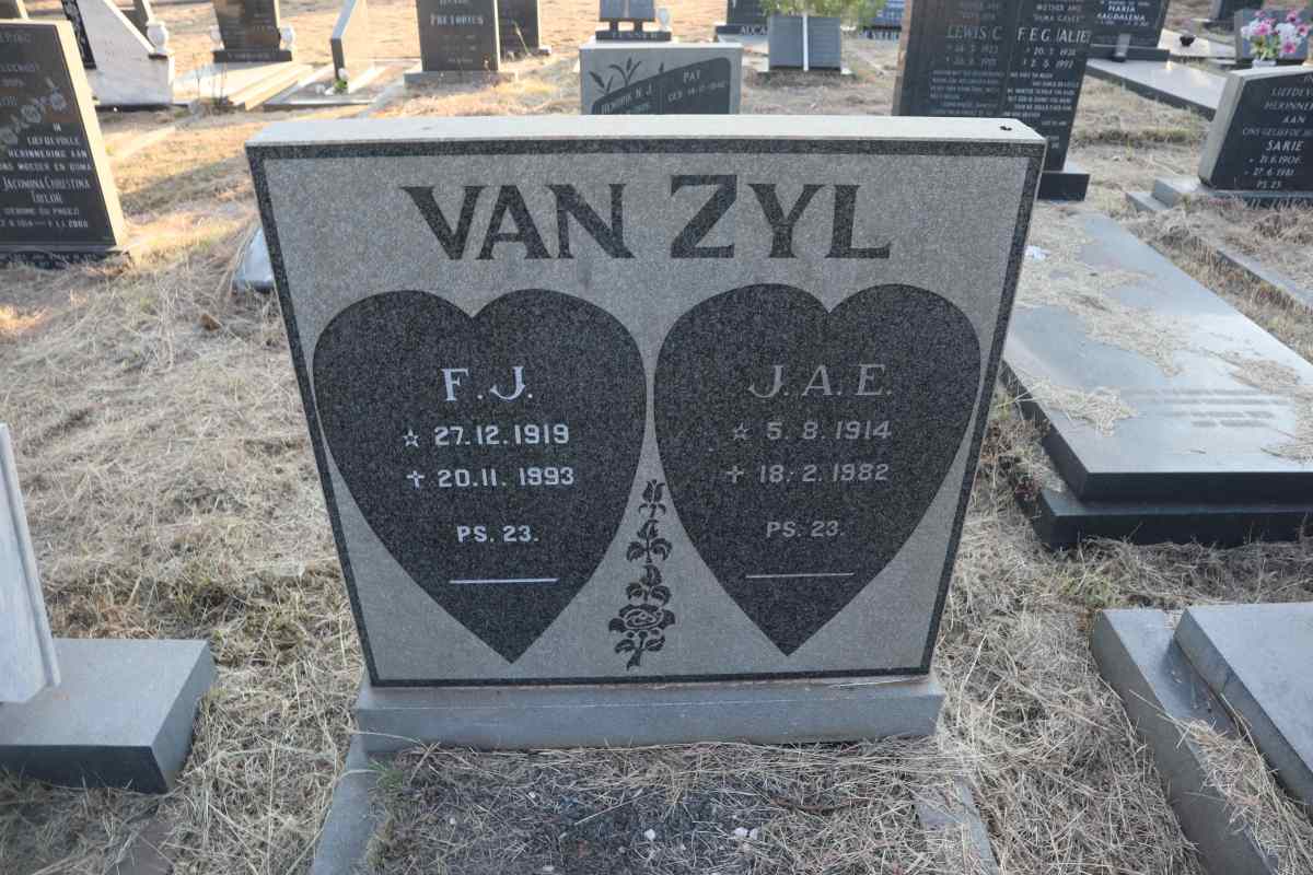 ZYL J.A.E., van 1914-1982 & F.J. 1919-1993