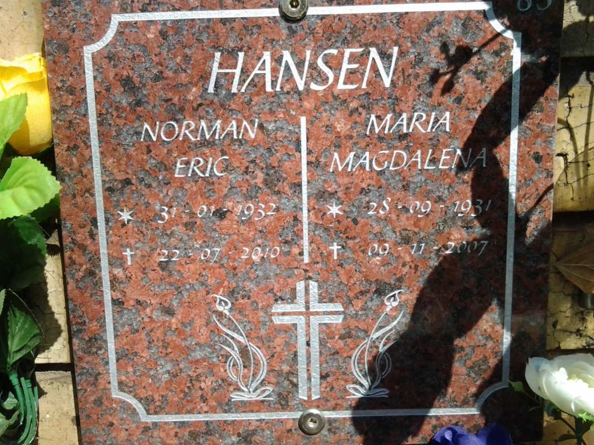 HANSEN Norman Eric 1932-2010 &amp; Maria Magdalena 1931-2007