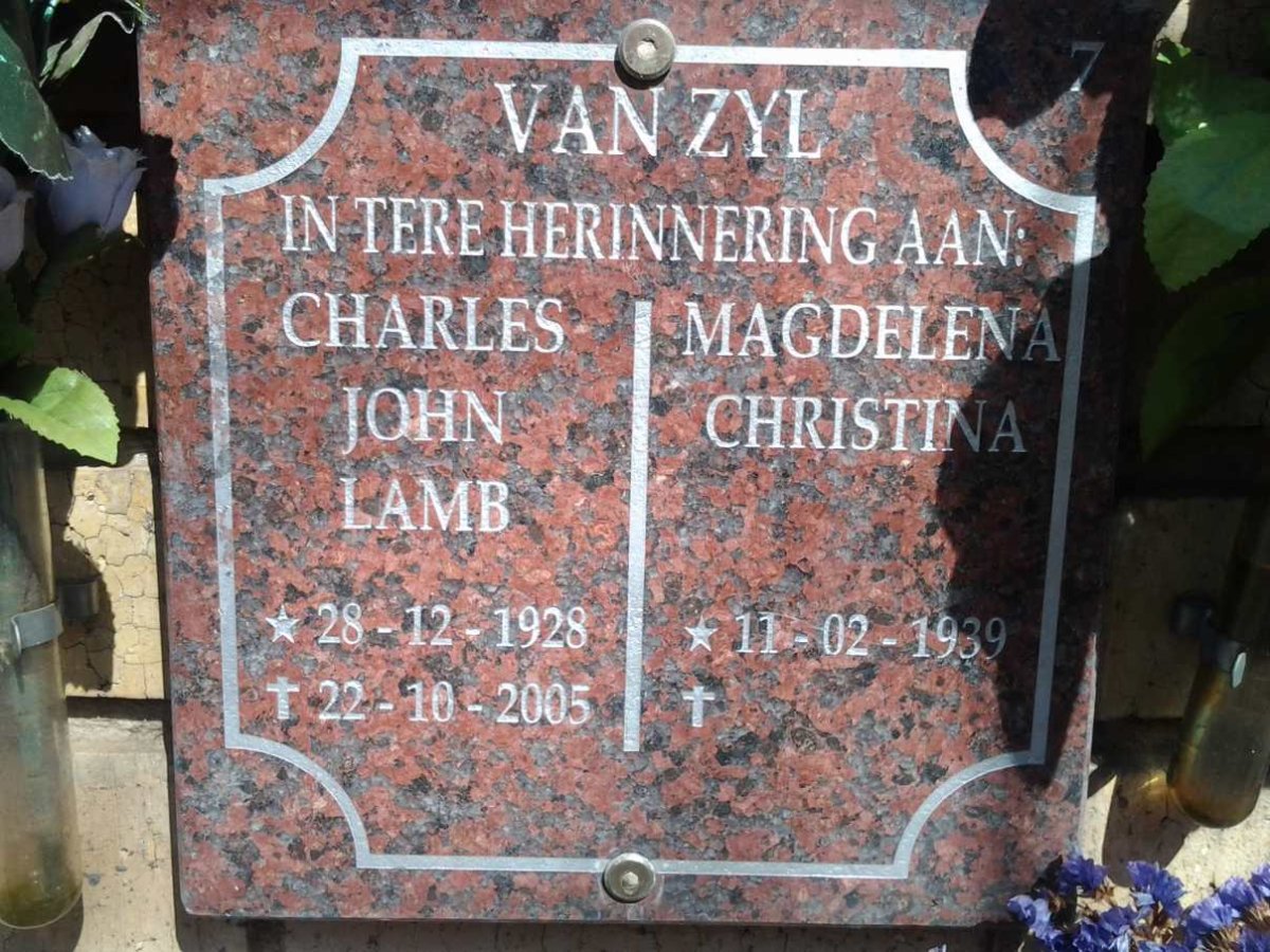 ZYL Charles John Lamb, van 1928-2005 &amp; Magdelena Christina 1939-
