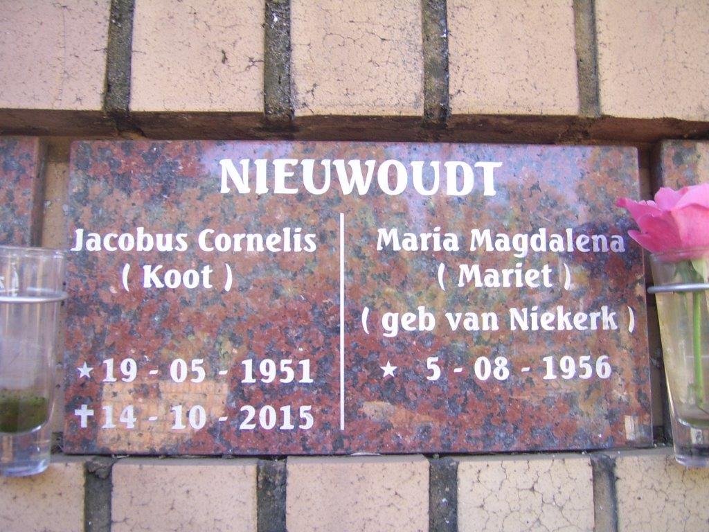NIEUWOUDT Jacobus Cornelis 1951-2015 &amp; Maria Magdalena VAN NIEKERK 1956-