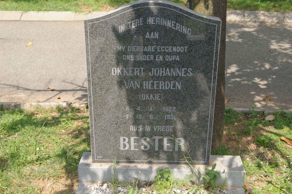 BESTER Okkert Johannes Van Heerden 1922-1991