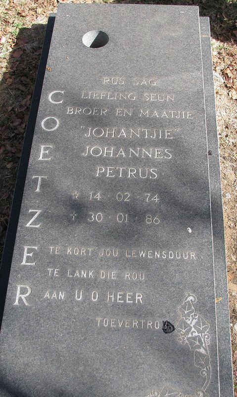 COETZER Johannes Petrus 1974-1986