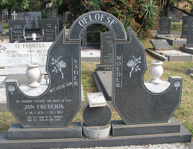 OELOFSE Jan Frederik 1935-1987