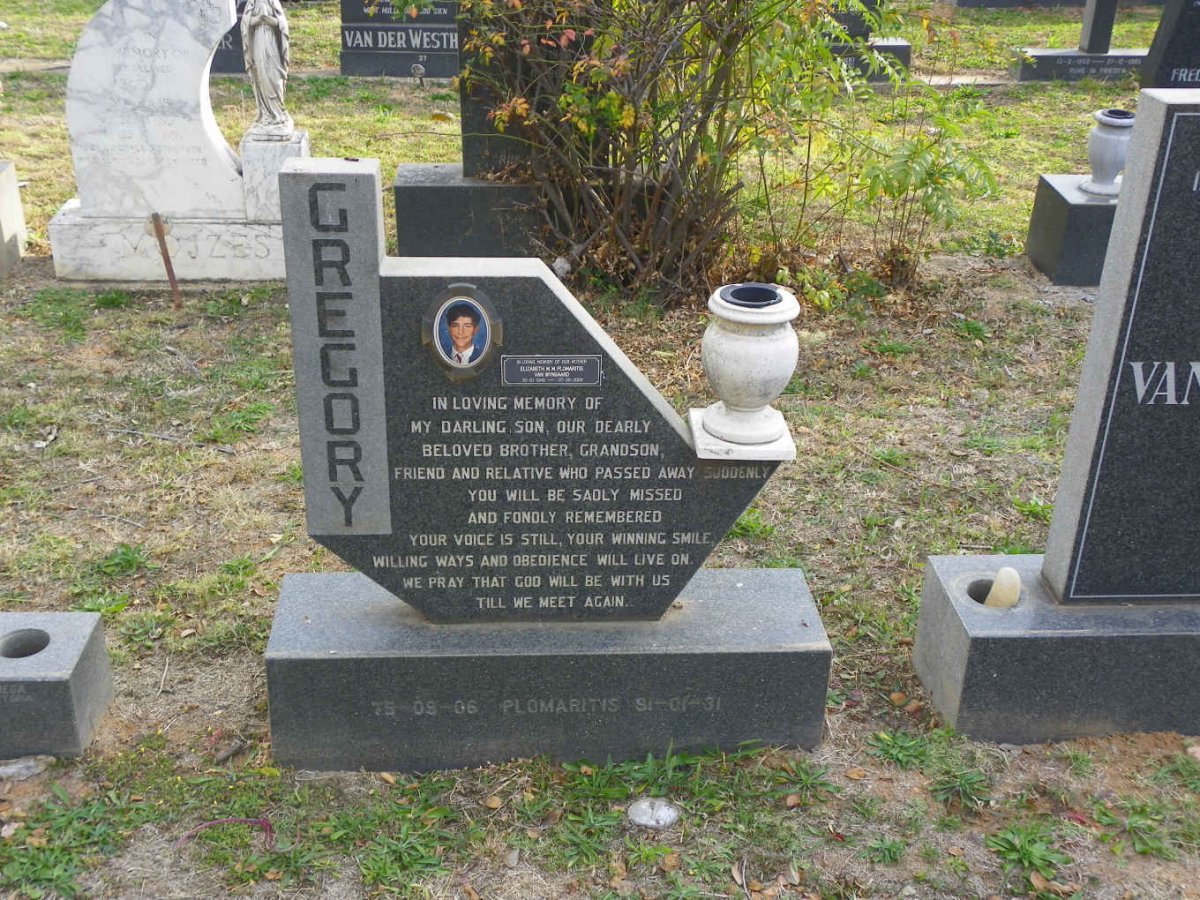 PLOMARITIS Elizabeth M.M VAN WYNGAARD 1946-2004 :: PLOMARITIS Gregory 1975-1991