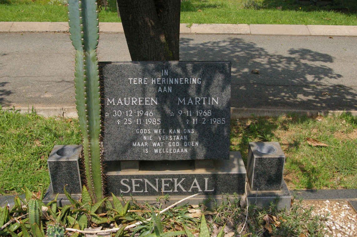 SENEKAL Martin 1968-1985 &amp; Maureen 1946-1985